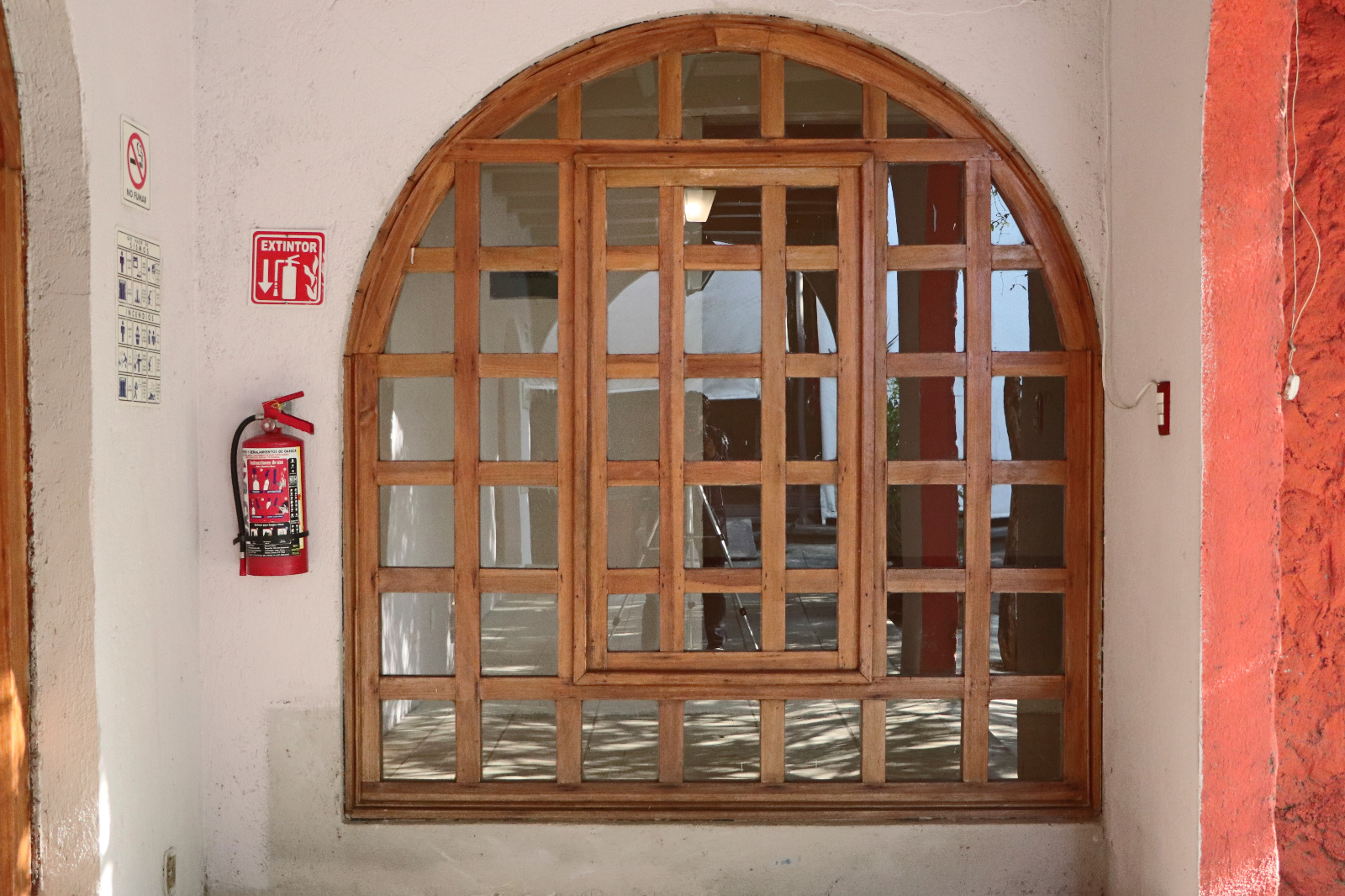 COMMERCIAL HOUSE FOR RENT IN BRENAMIEL OAXACA